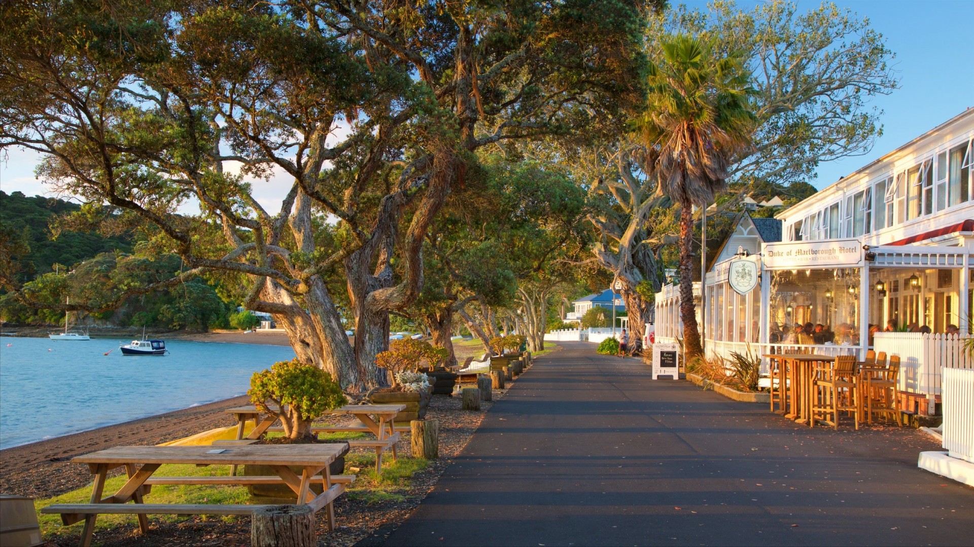 Hokianga and Bay of Island