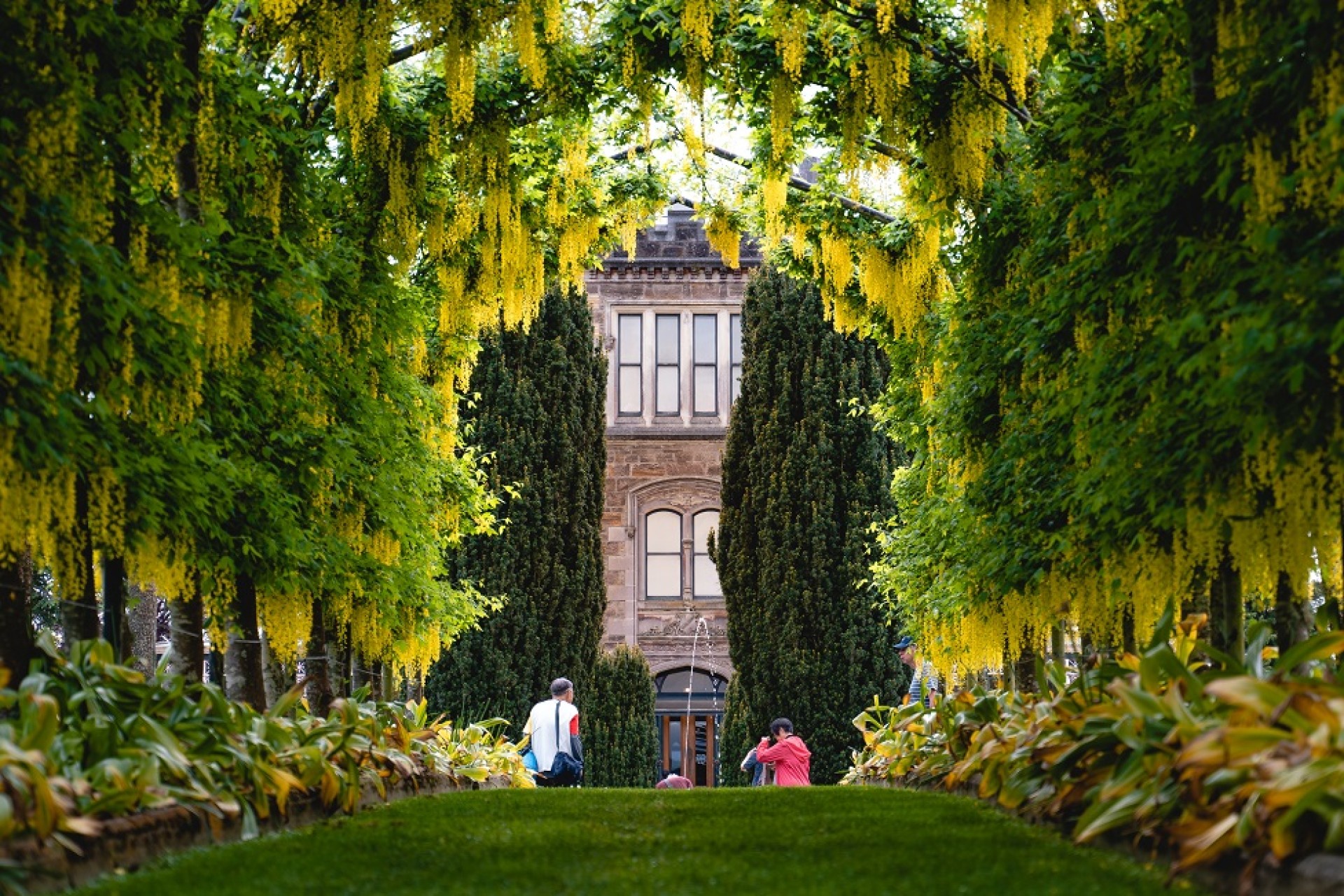 Dunedin's Stay and Play, Heritage Homes & Castles.